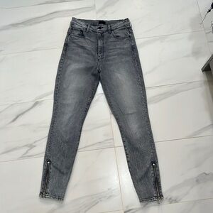 MOTHER super high rise grey- light wash jean with ankle zipper